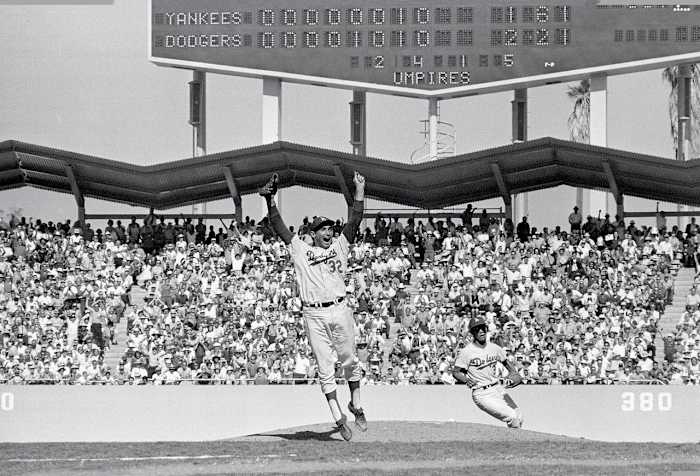 1963-Sandy-Koufax-017034164final.jpg